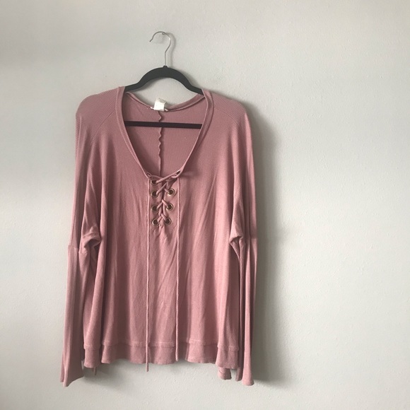 Tops - Mauve Lace Up LS